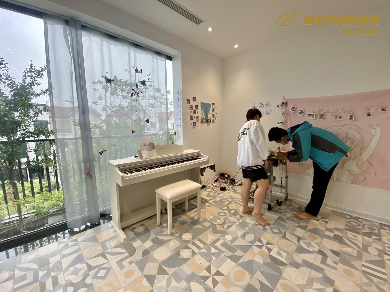 BOWMAN CX200 trong không gian đẹp tại Vinhomes Riverside Long Biên